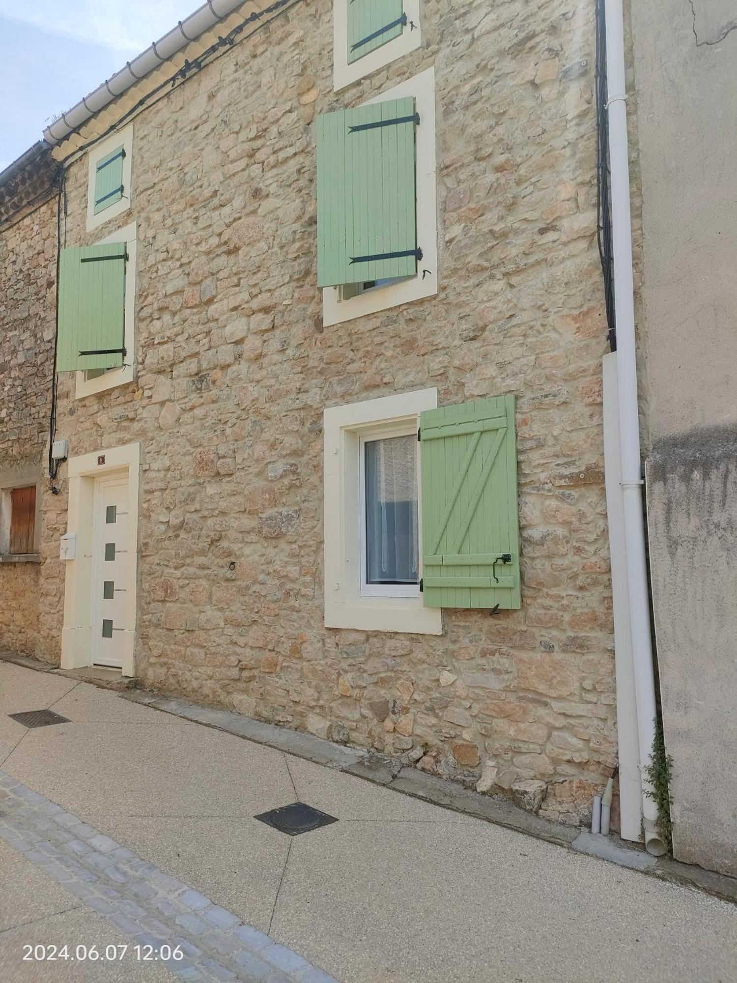 Gite Chaleureux Au Coeur Du Village Roquetaillade Kültér fotó